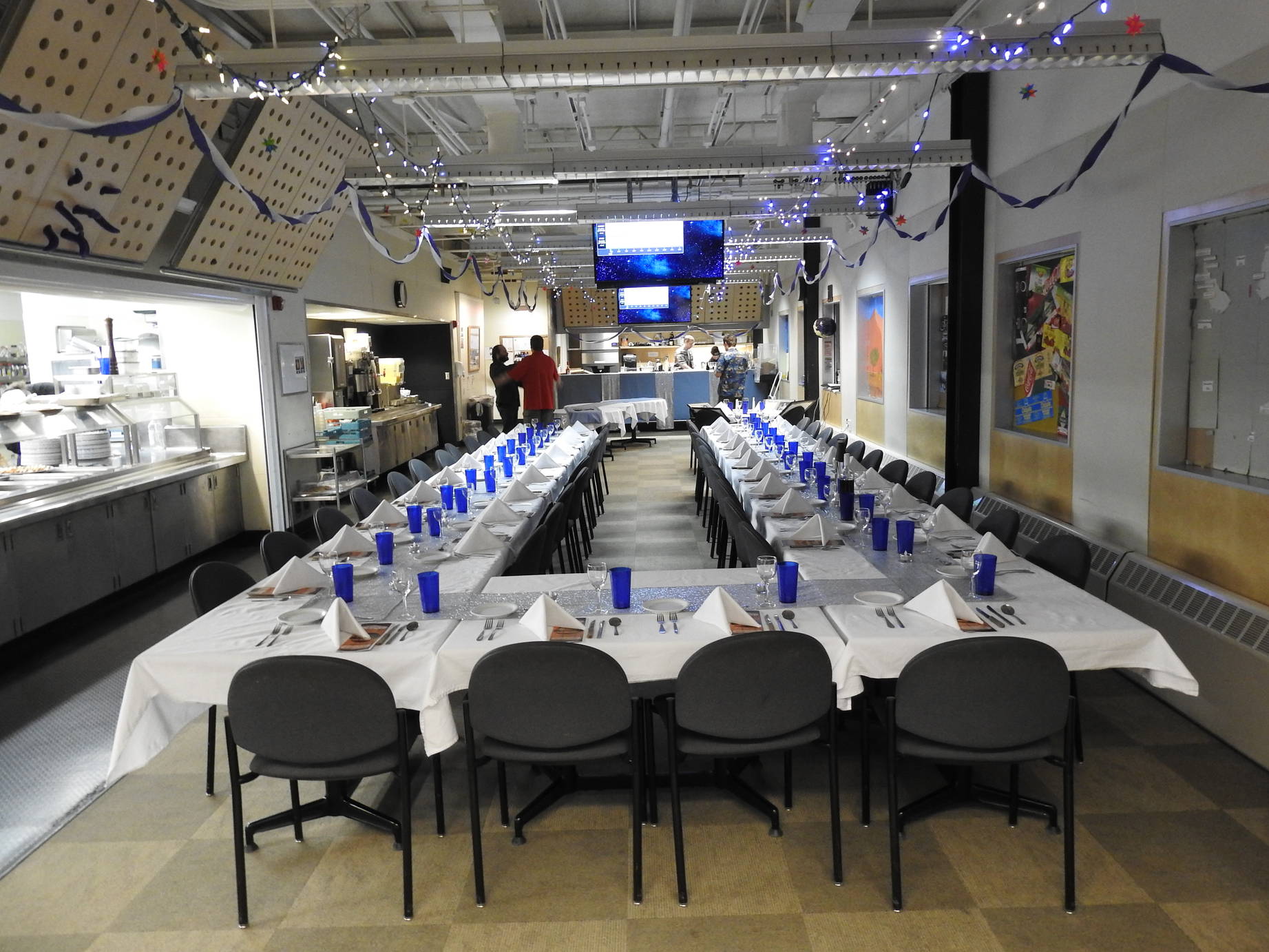 Midwinter dinner - table settings (Photo: James Casey)