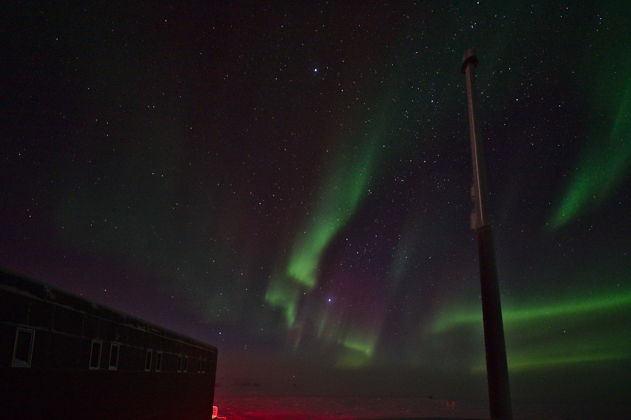 The view from the observation deck of the Amundsen-Scott station